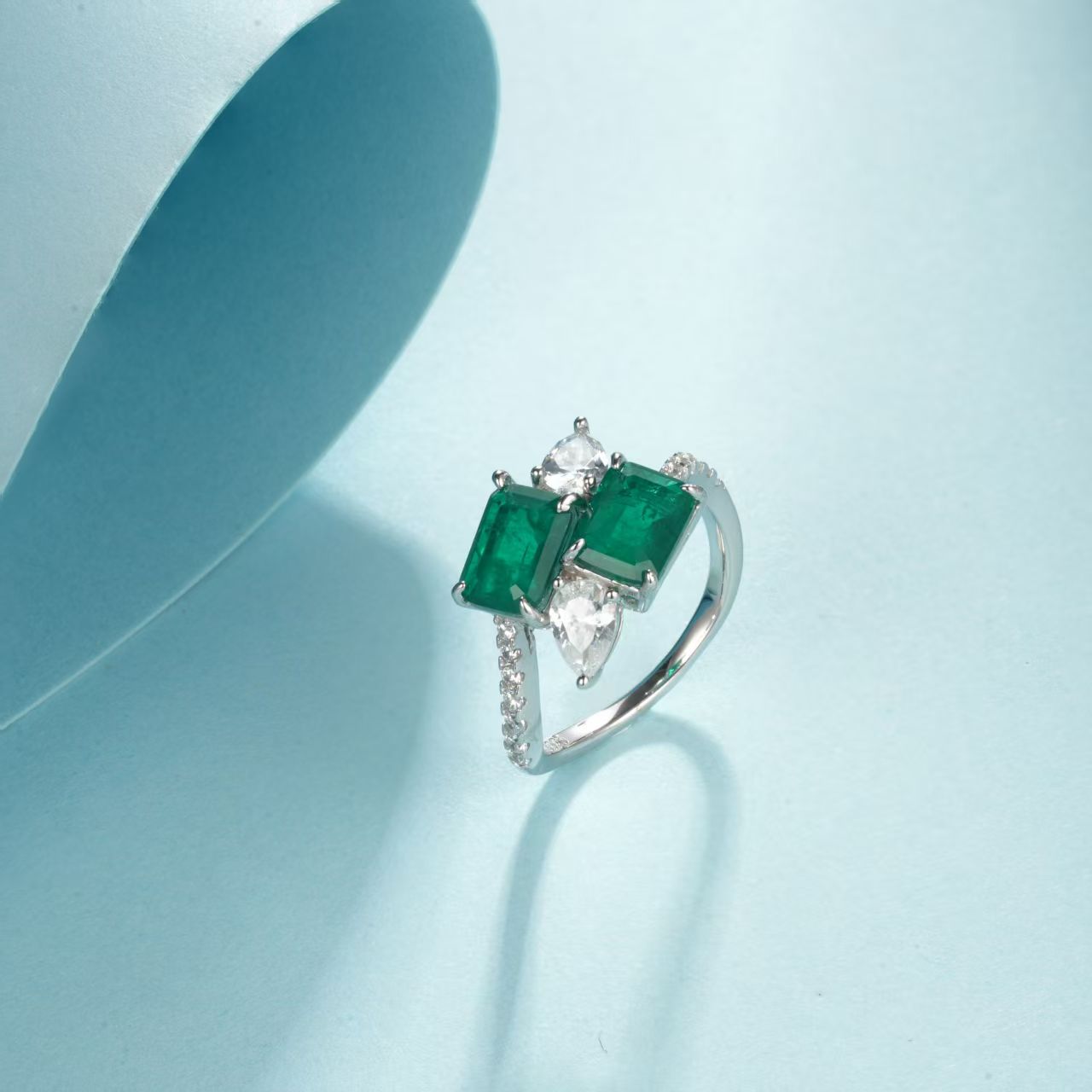 3.27 CT Green 925 Silver Glass Ring