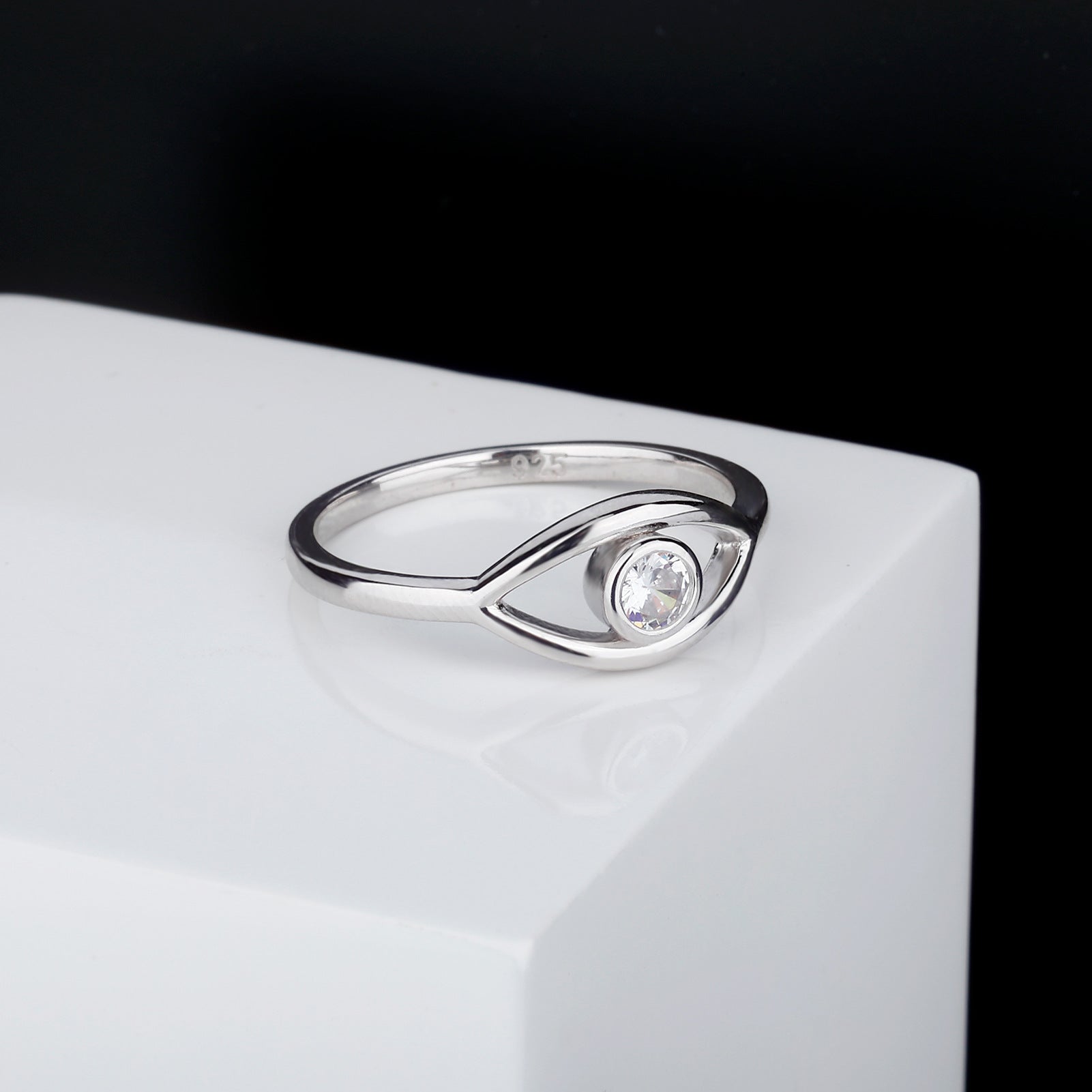 Jolics new S925 sterling silver devil's eye simple ring European and American retro eye zircon ring