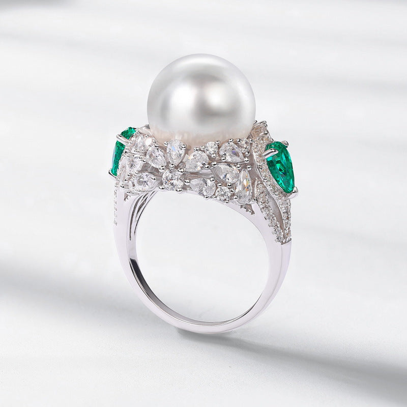 Jolics new white shell pearl ring S925 silver emerald green colored gemstone finger ring European and American light luxury retro noble temperament