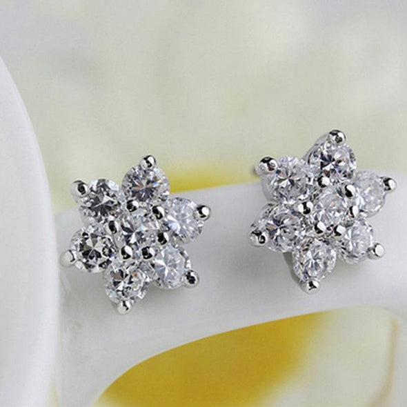 Flower Design Silver Stud Earrings - jolics