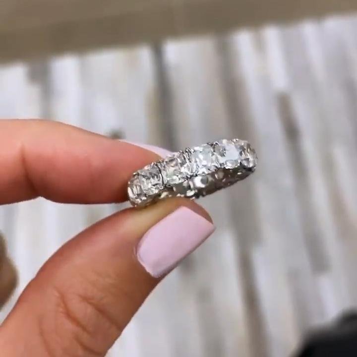 Handmade Cushion Cut Party Band - jolics