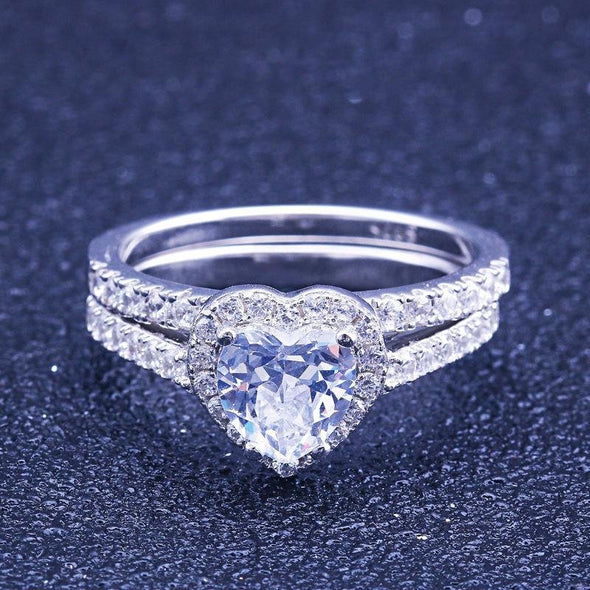 Heart Cut Halo Classic Wedding Set - jolics